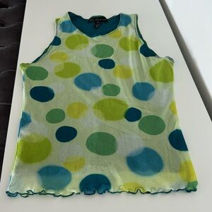 Cute sleeveless top size S